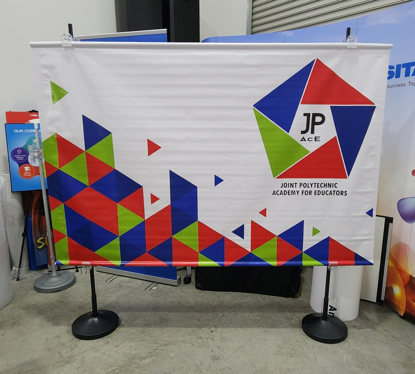 HEAVY DUTY CLIP BANNER STAND