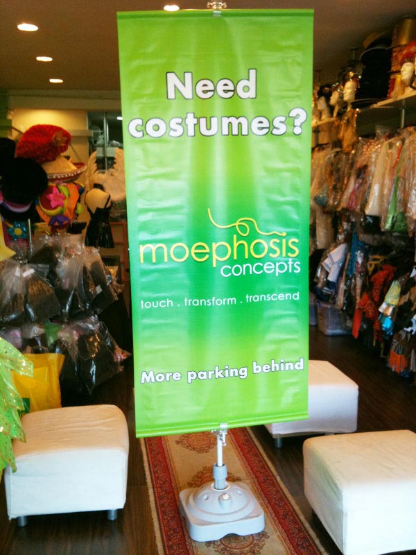 Water Base Clip Banner Stand: Versatile Outdoor Display Solution