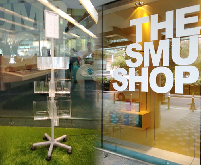 REVOLVING BROCHURE STAND - Pullupstand.com Pte Ltd
