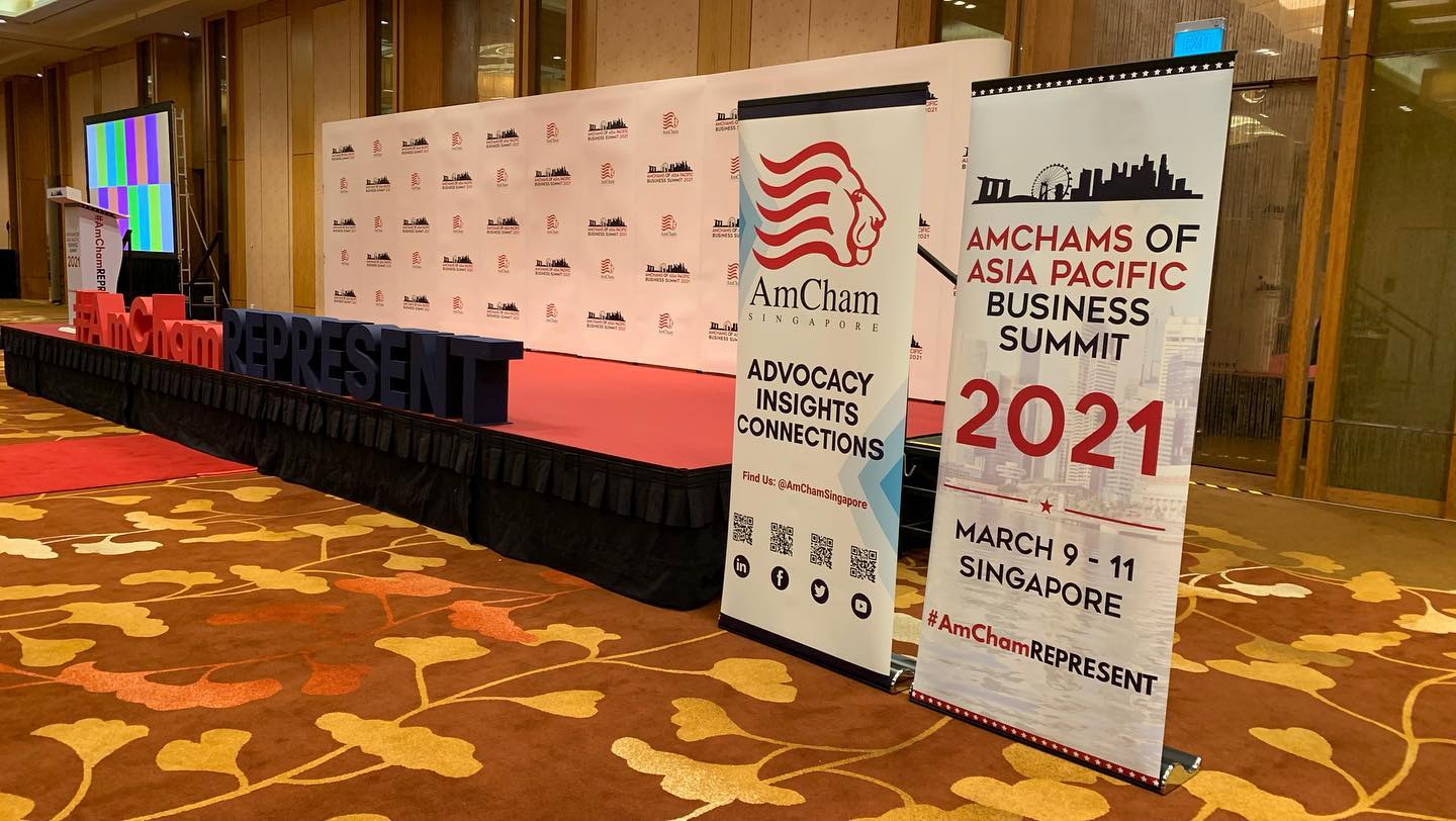 Pull Up Banner Stands Singapore | Pullupstand.com Pte Ltd